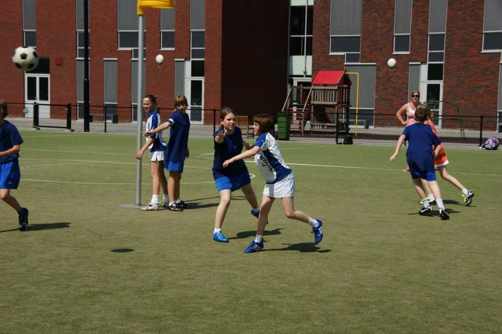 Korfbal D3 5 juni 2010-5.JPG